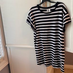t-shirt dress